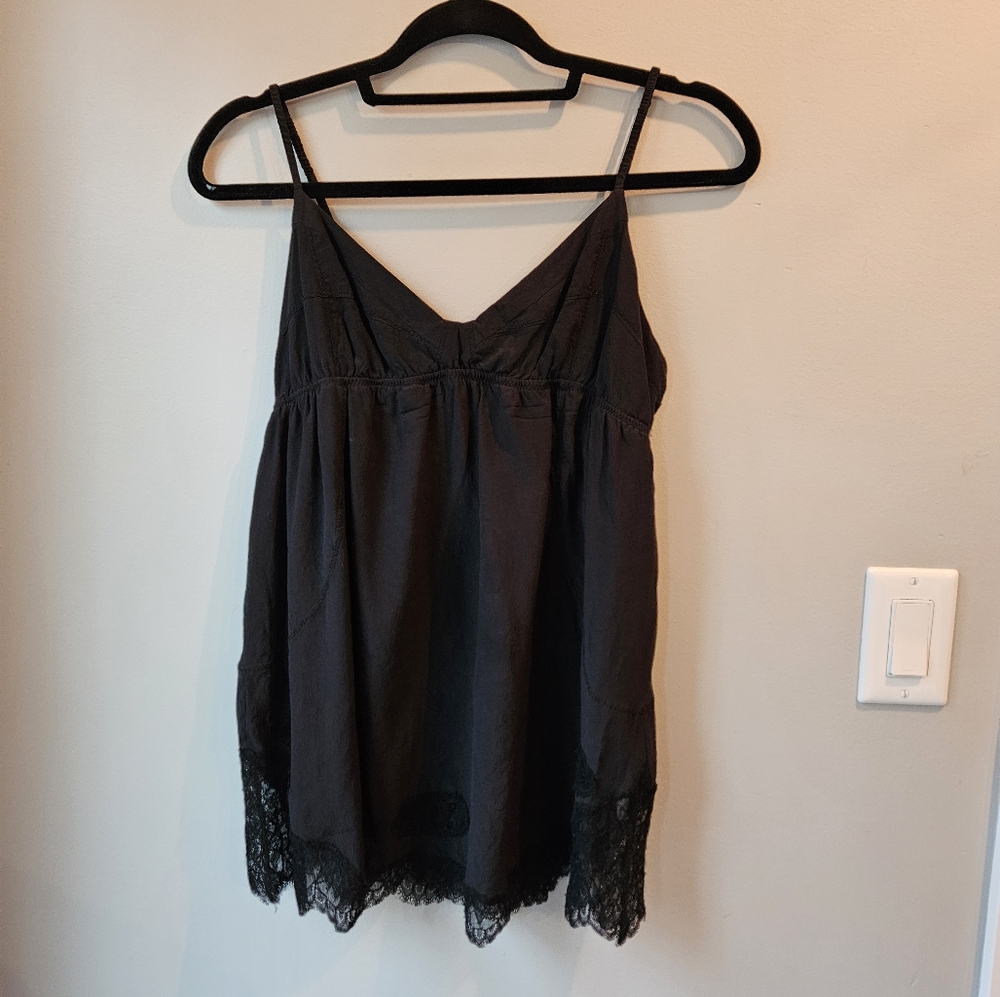 Aritzia Wilfred Silk Black Lace Trimed Cami
